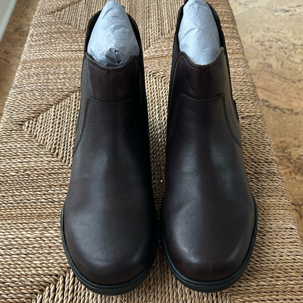 Ada Chelsea Boot size 10 by Smartpak